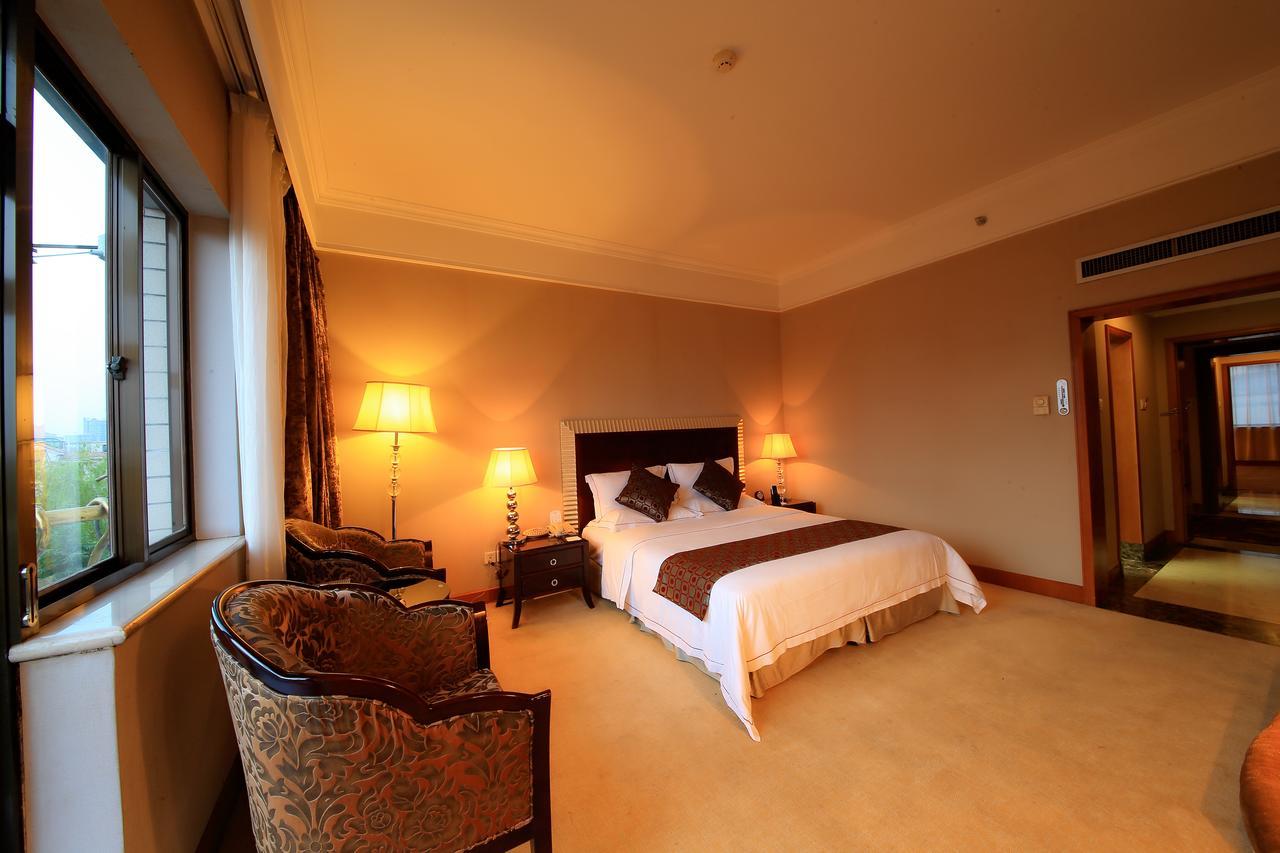 Country Garden Phoenix Hotel Jingmen Eksteriør bilde
